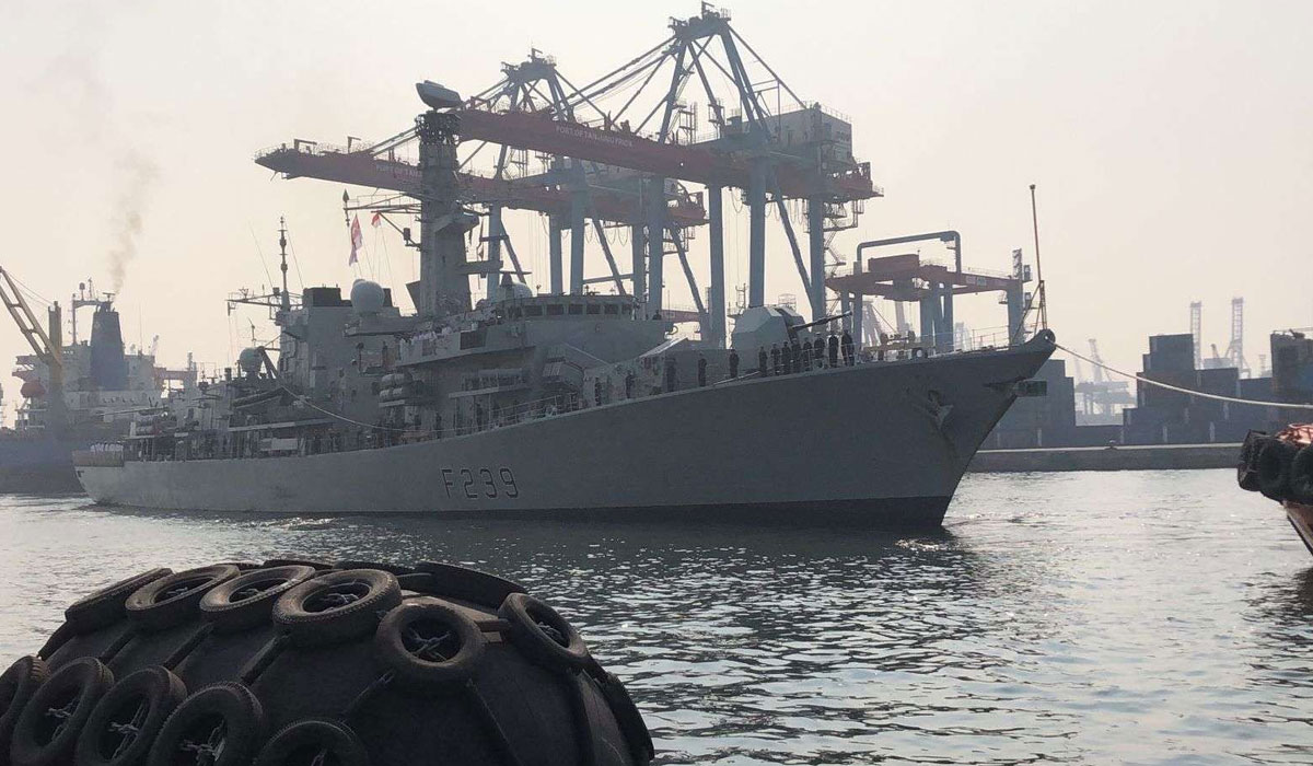 Tunjukkan Kekuatan, Kapal Perang Inggris Bersandar di Jakarta, Ada Misi Apa?