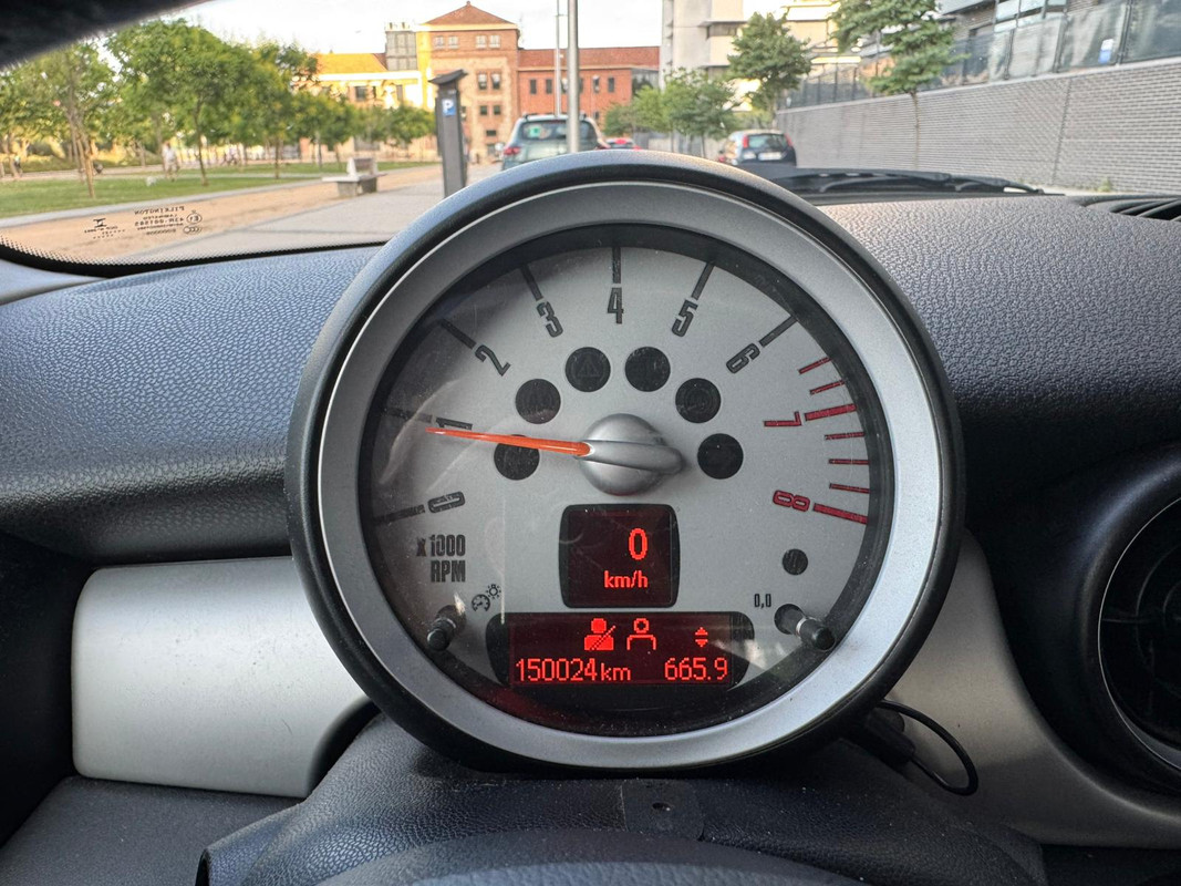 WhatsApp Image 2025-06-10 at 20.18.22 (1)