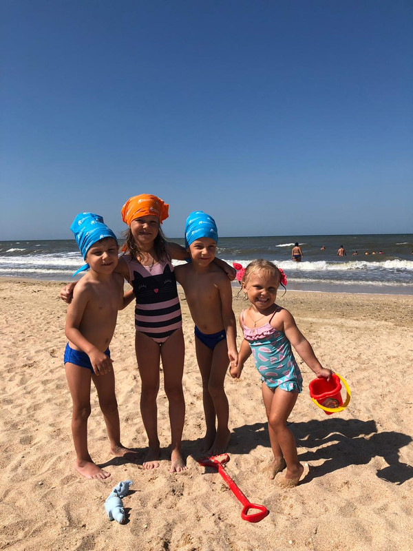 9BC47450-D994-4B44-9FA9-60471E3C6A7A