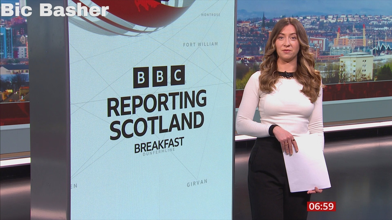 Sarah McMullan 100524-7