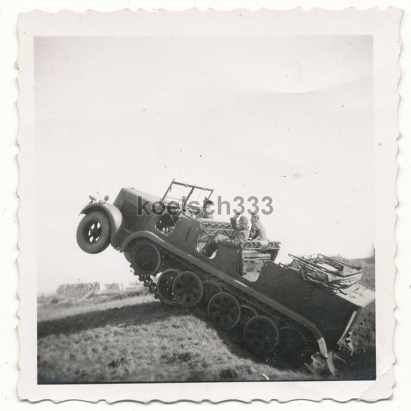 Foto, Wehrmacht, Halbkette überquert eine Kriegs