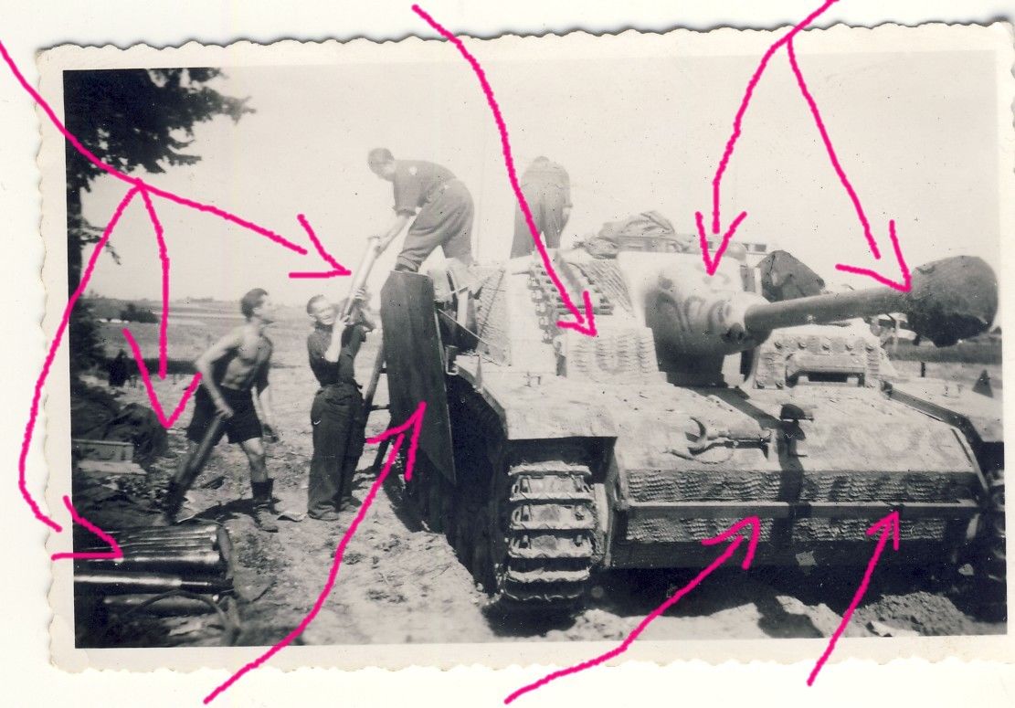 Foto 2.WK STUG Langrohr Saukopfblende Schürze TARN Zimmerit Panz