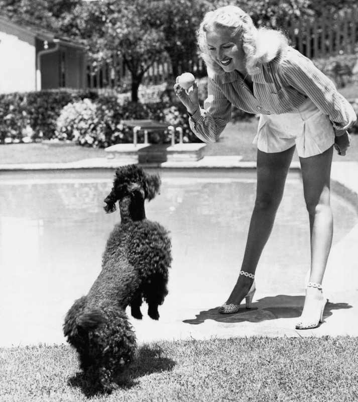 betty_grable_b33