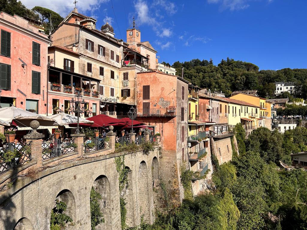 Жаркий сентябрь на побережье Тирренского моря. Жаркий сентябрь на побережье Тирренского моря.