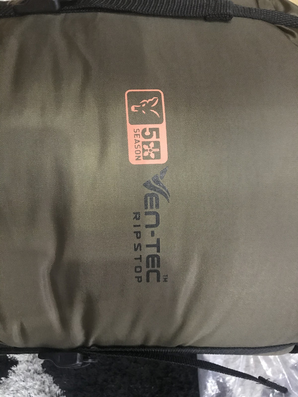 E608EFD6-B291-495A-BB26-323F51277F0E