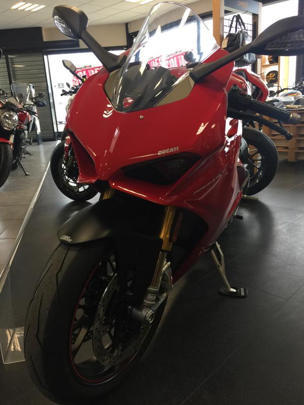 6B092494-CD5F-405E-9E95-CC45F7E47F71