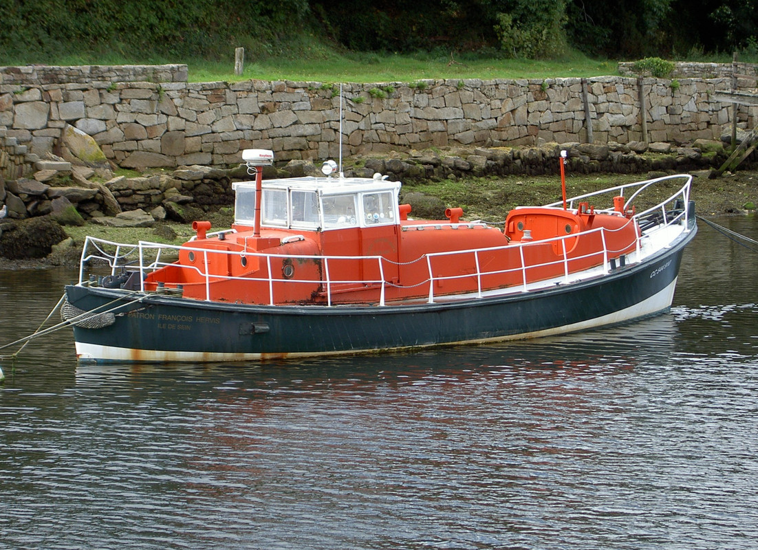 Pérégrinations Maritimes, au comptoir du bar de la marine Patron-Fran-ois-Hervis