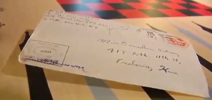 Veterano de la segunda guerra mundial recibe una carta de amor perdida después de 70 años Veterano de la segunda guerra mundial recibe una carta de amor perdida después de 70 años