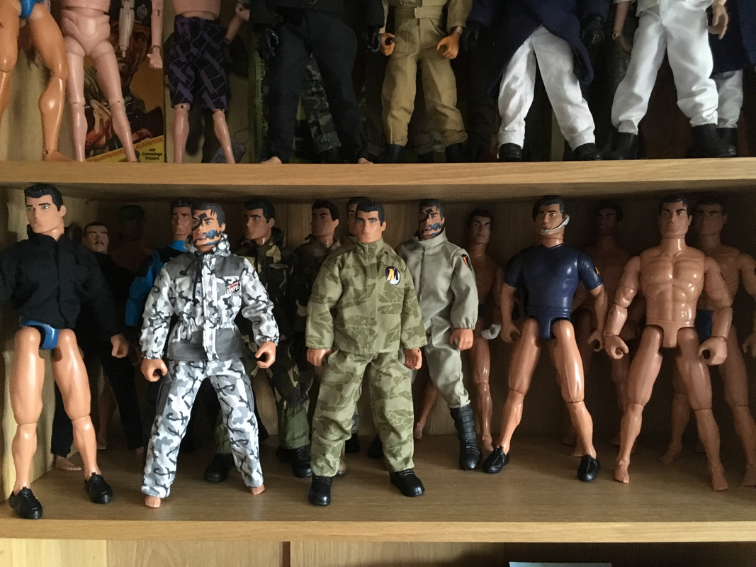 A Refit for Gunner HQ.. or the collection was out of control !! IMG_2237