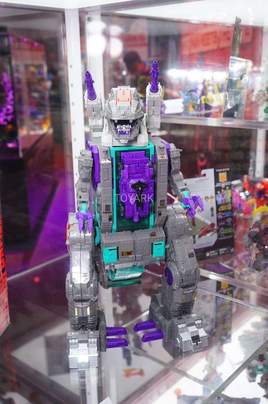 SDCC-2017-Hasbro-Transformers-038