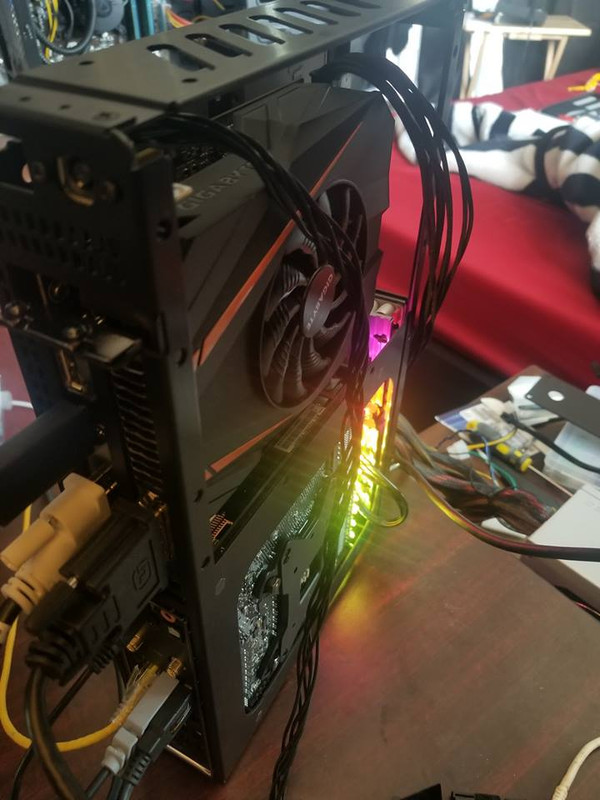 39922692_942740265913073_5455561738206314496_n