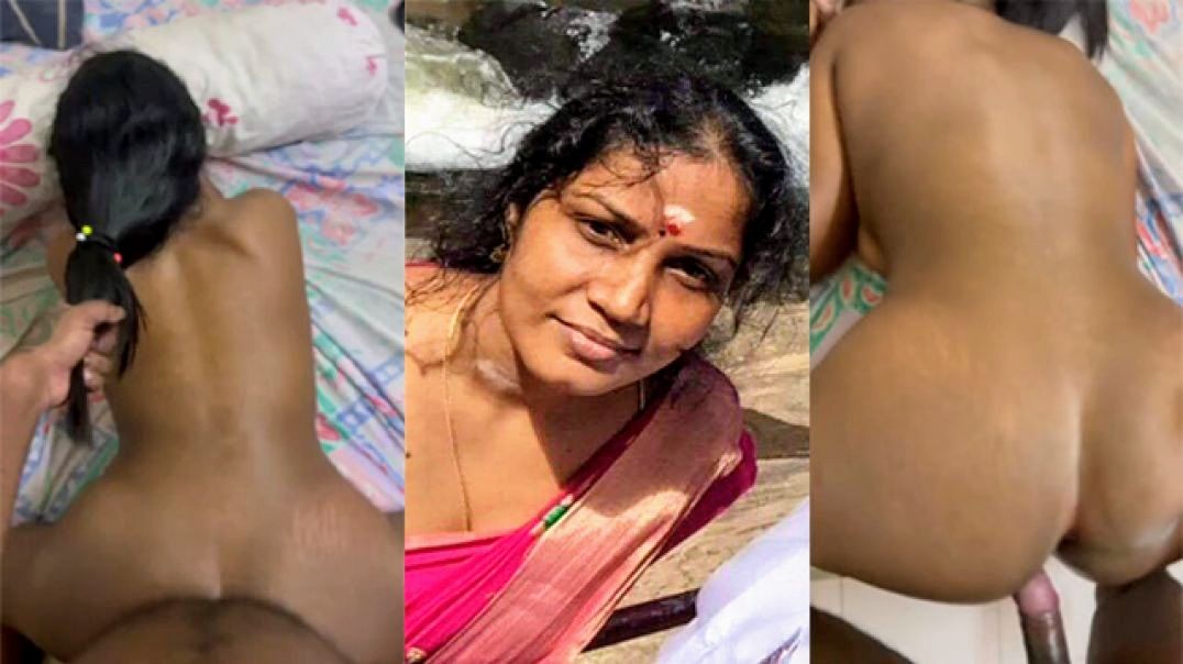 Horny Milf Bhabhi Fucked Hard in Doggy Style