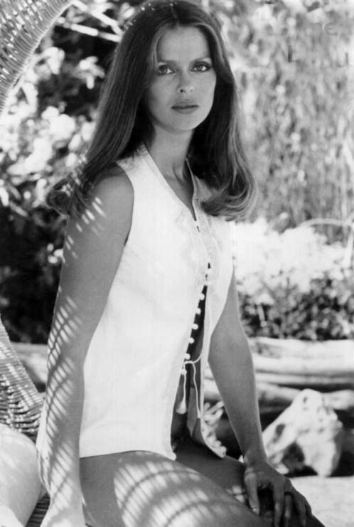 Barbara_Bach_a96