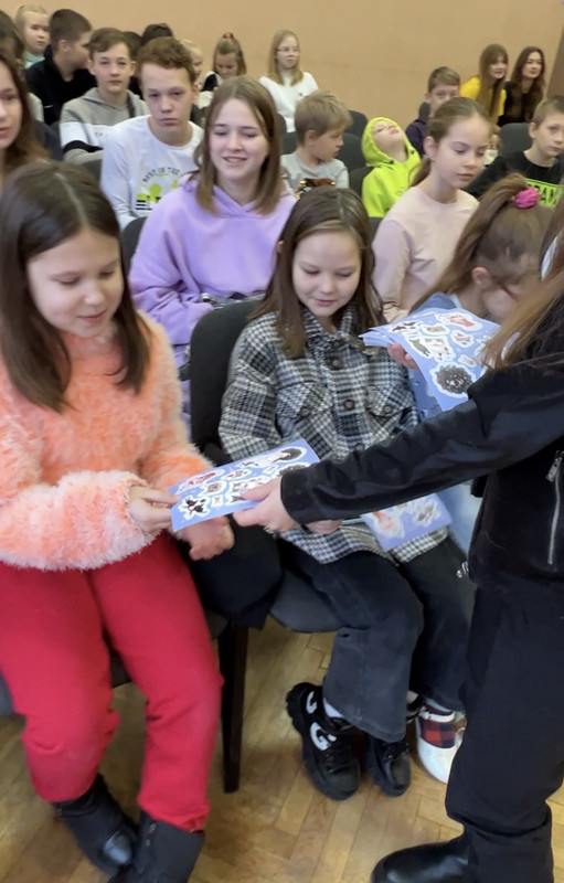 30A42EE3-21C4-4E19-9F02-C9A69D5E92E5