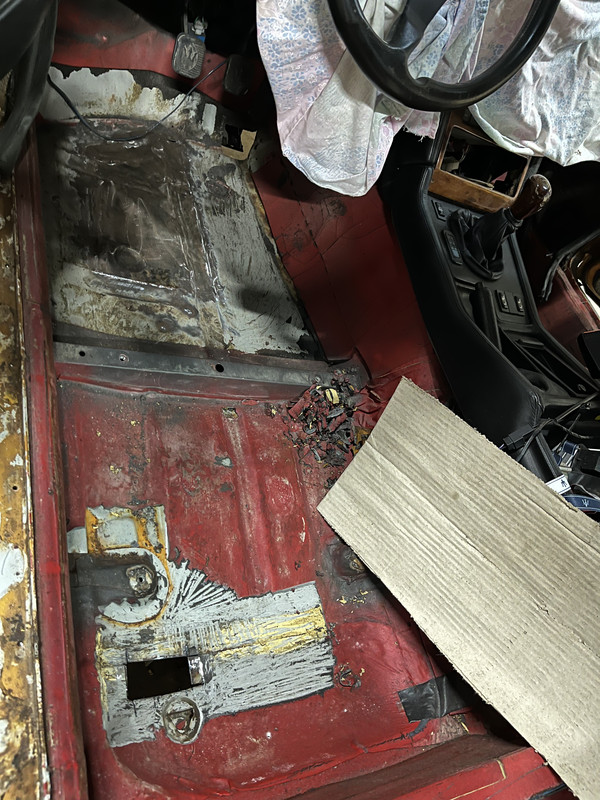 7EA051D2-B820-4FC5-8432-9C602E8E120E