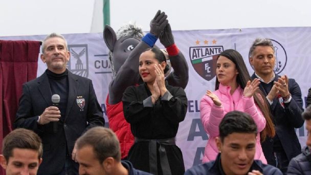 Sandra Cuevas inaugura nueva Academia de Futbol en la alcaldía Cuauhtémoc