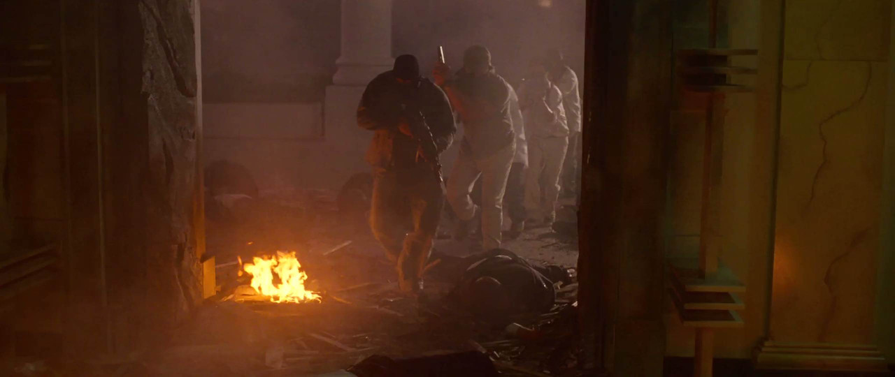 Olympus Has Fallen 2013 BluRay [Hindi + Tamil + Telugu + English] 480p, 720p, 1080p ESub Screenshot