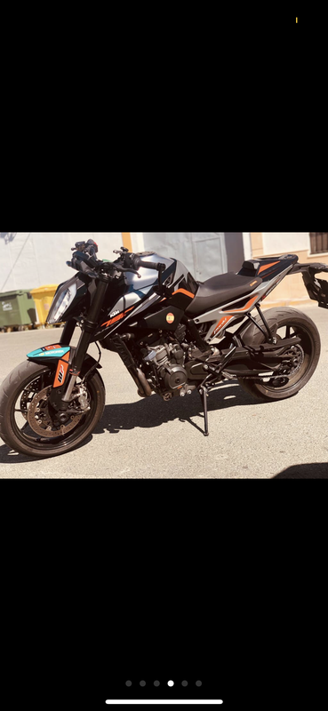 E58386F8-BEA6-40AD-97B3-F76B08E79925