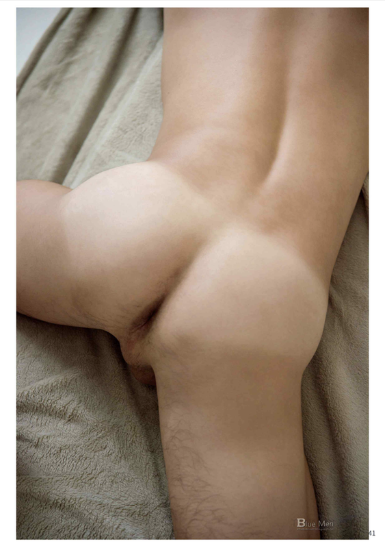 042