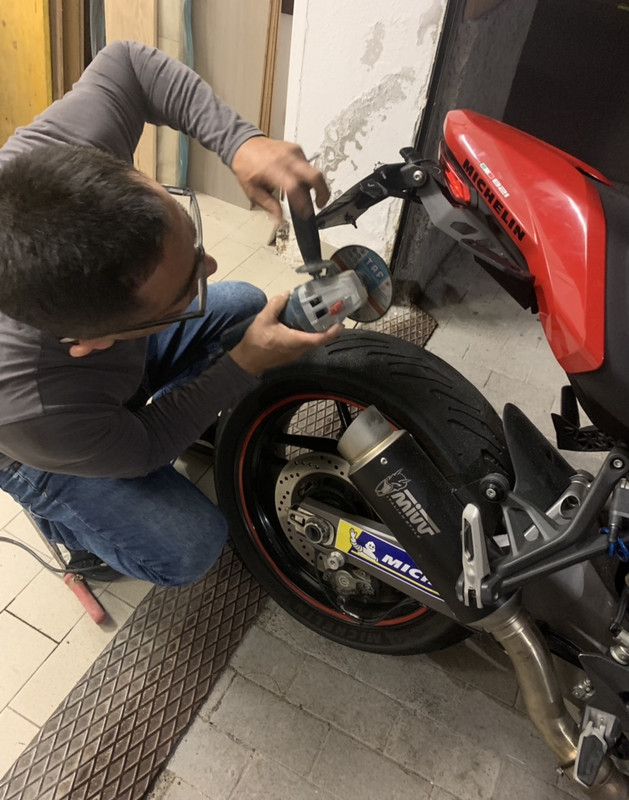 F286F0D9-2564-4C4E-8E92-7E92FF947556