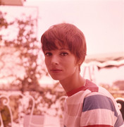 elsa-martinelli-d94