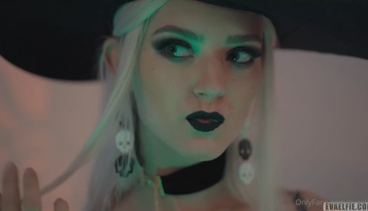 OnlyFans - Eva Elfie - Halloween Witch Cosplay Homemade Sextape