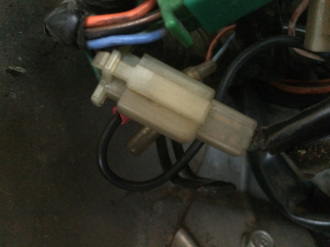 D8F3D47A-6FCC-401D-B943-DA9816B9D50A