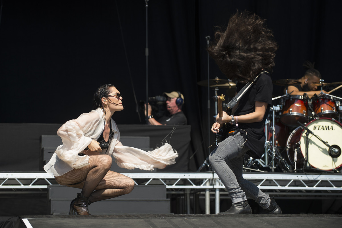 jessie-j-glasgow-6292018-20