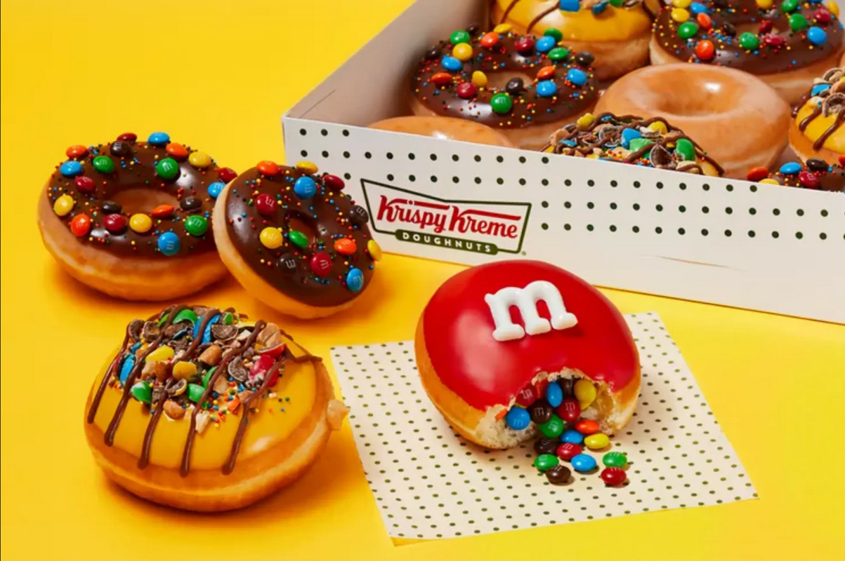 Krispy Kreme se une a M&M's: donas disponibles hasta el 4 de diciembre