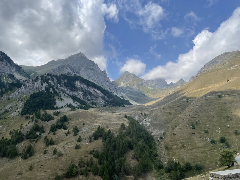 C8DF9D62-E502-4C90-90B0-4B0C61491BB2