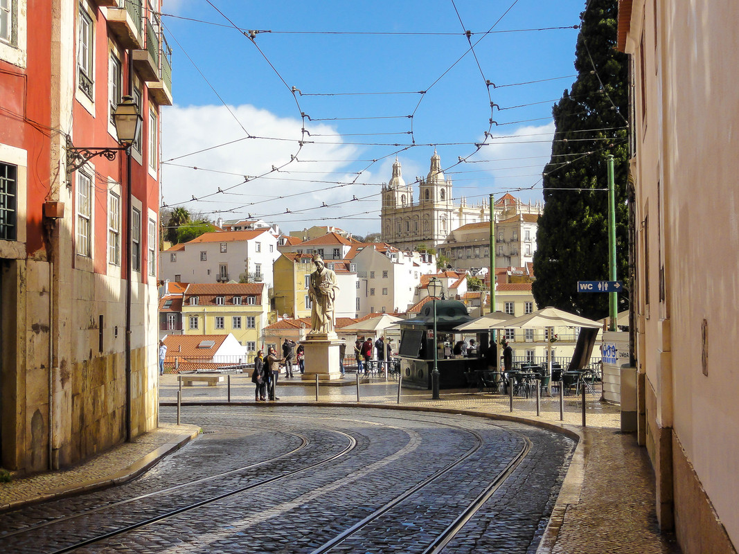 From Largest Outlet In Europe To The Flea Market: Everything About Shopping In Portugal - Fashionable Routes From Largest Outlet In Europe To The Flea Market: Everything About Shopping In Portugal - Fashionable Routes: The entire
