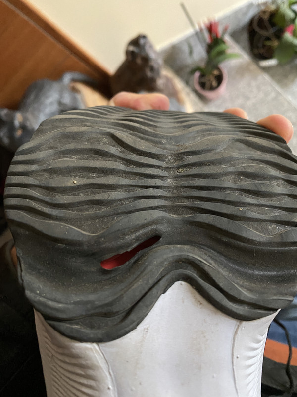 1C123BC7-2921-43CD-AE38-80C9653702CE