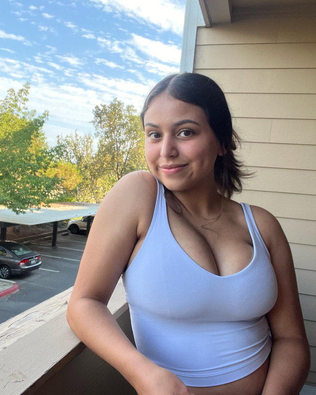 Taliya-Pic.jpg