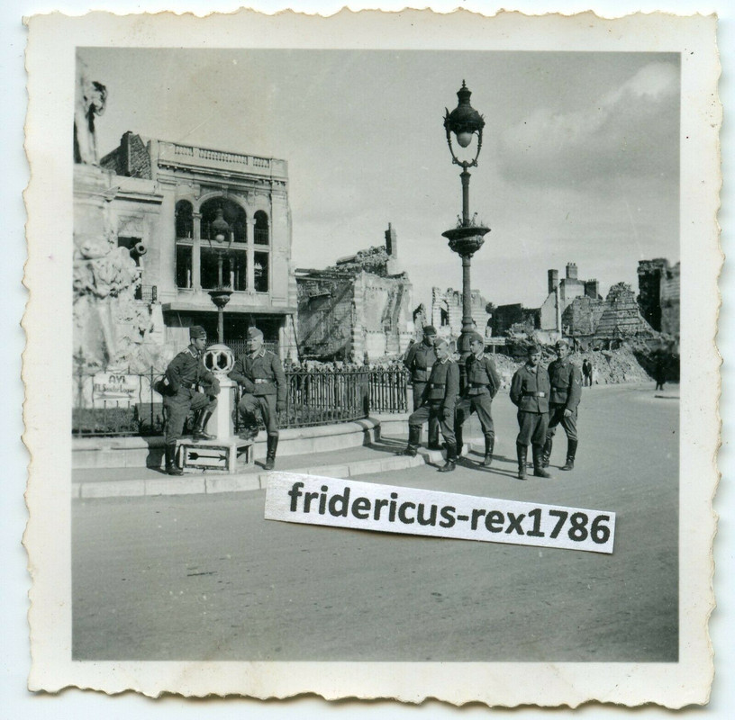 8 Fotos LW 1940 bei Sens Frankreich zerstörte Stadt Dörfer Gemeinde Ruinen1