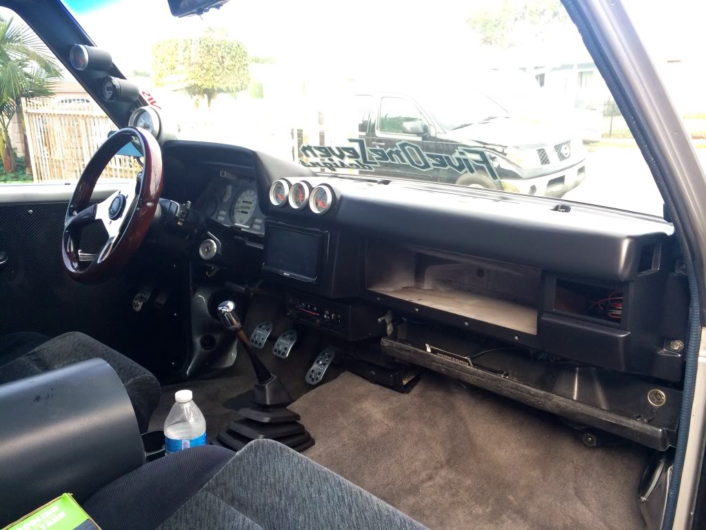 Custom-Dash-I-42.jpg
