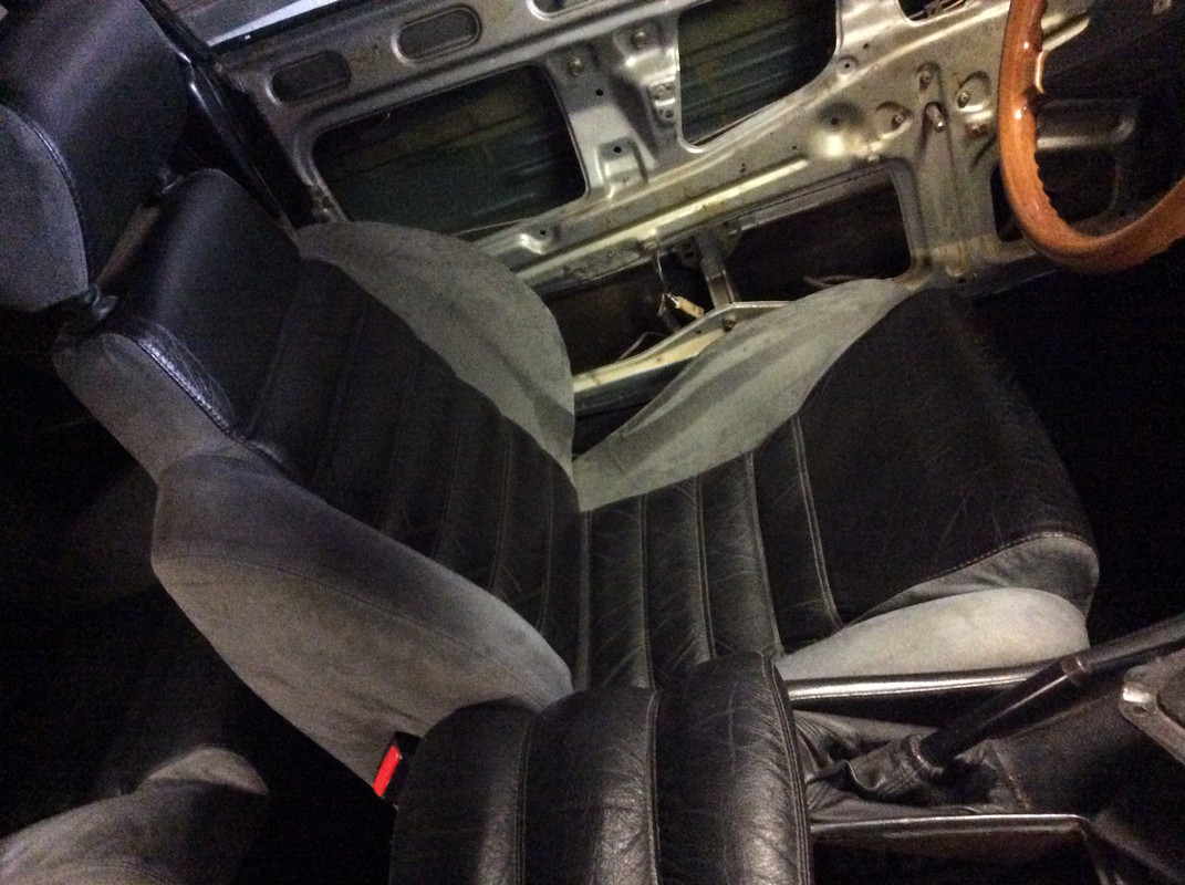 0FFA4D17-FE4E-44FB-810E-07C573F22416