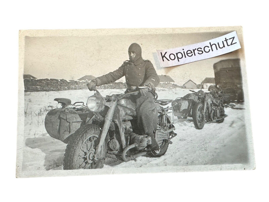 Altes Foto-Motorräder-Beiwagen-Fahrzeug-1942