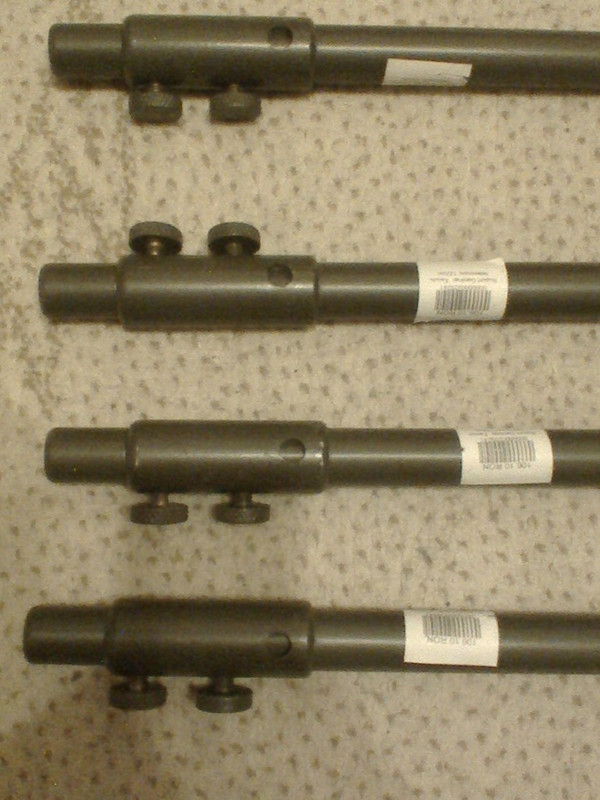 Set de 4 picheti telescopici umbrela GARDNER (122-220 cm)+4 suruburi  ancorare umbrela GARDNER NOI - Crapmania.ro