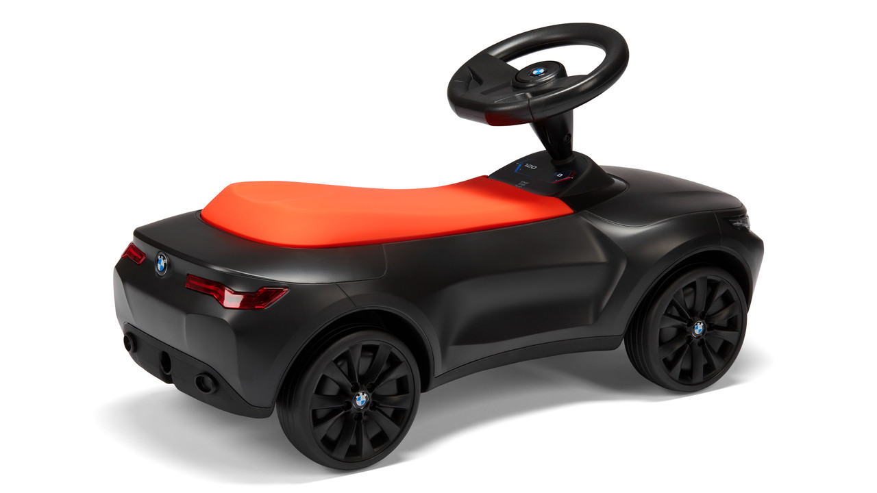P90500018_highRes_baby-racer-black-04-