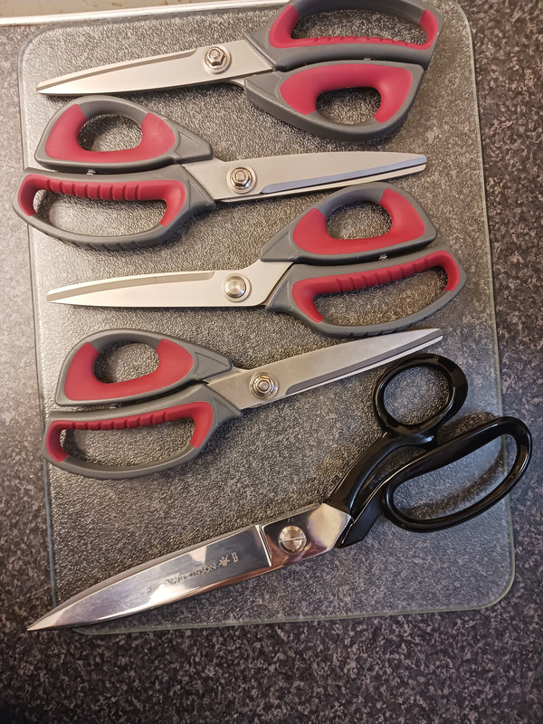 KENT_AND_STOWE_GARDEN_SCISSORS.jpg