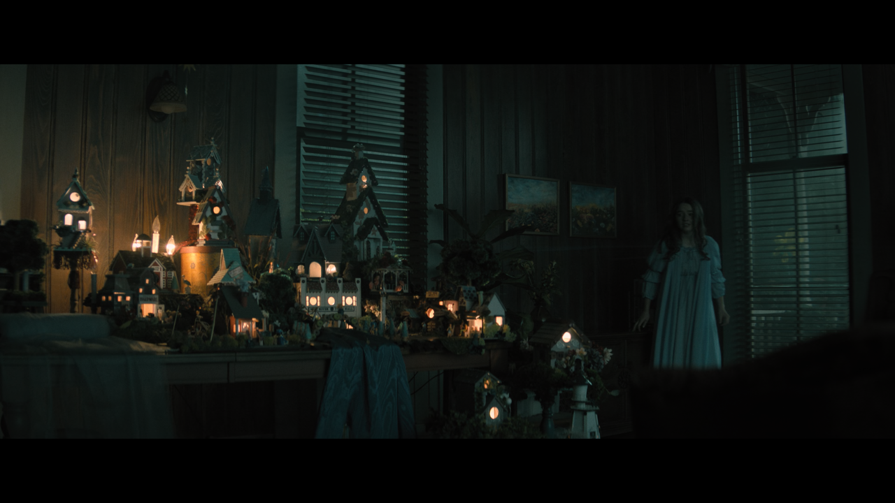 No.One.Will.Save.You.2023.2160p.WEB.SDR.HEVC-Нечипорук.mkv_snapshot_00.17.12.041