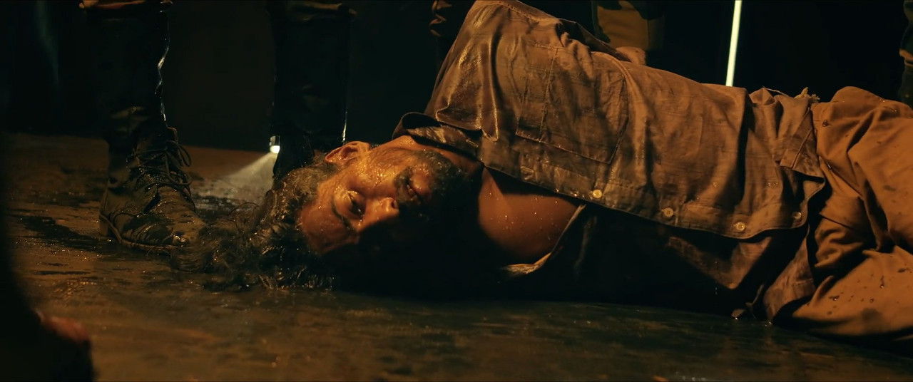 Narivetta 2025 WebRip [Hindi + Tamil + Telugu + Malayalam + Kannada] 480p 720p 1080p ESub Screenshot