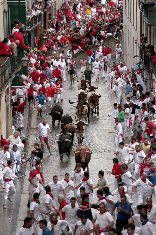 encierro-683x1024.jpg