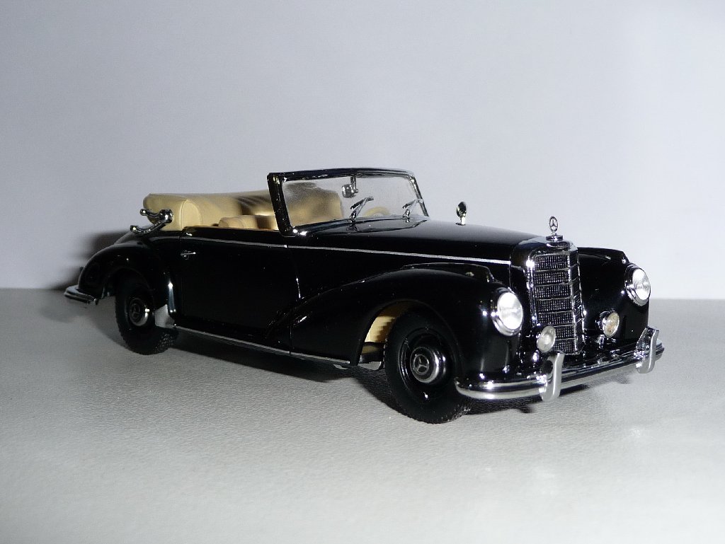 MB 300S w188 - Minichamps  (2)