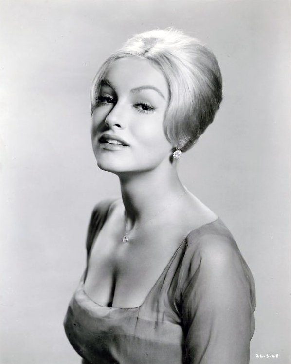 Julie_Newmar_ma88