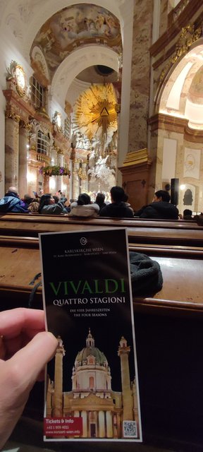 Adios Praga, hola Mercado del Ayuntamiento de Viena y concierto - Viena - Bratislava - Praga, Navidad 2024 (29)