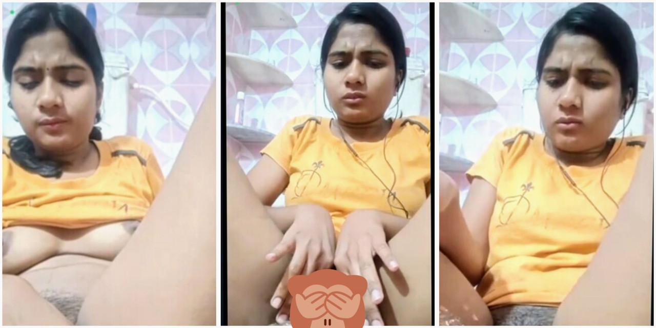 GF ON VIDEOCALL FINGERING WET PUSSY & SQUIRTING