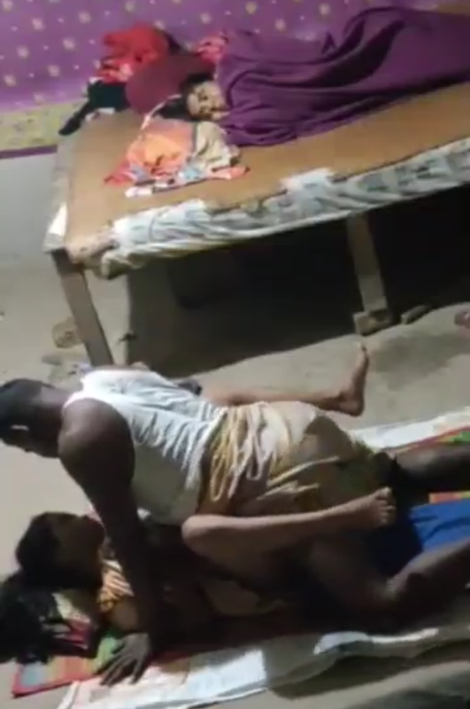 Neighbor fucking daughter in front of mother full sex video