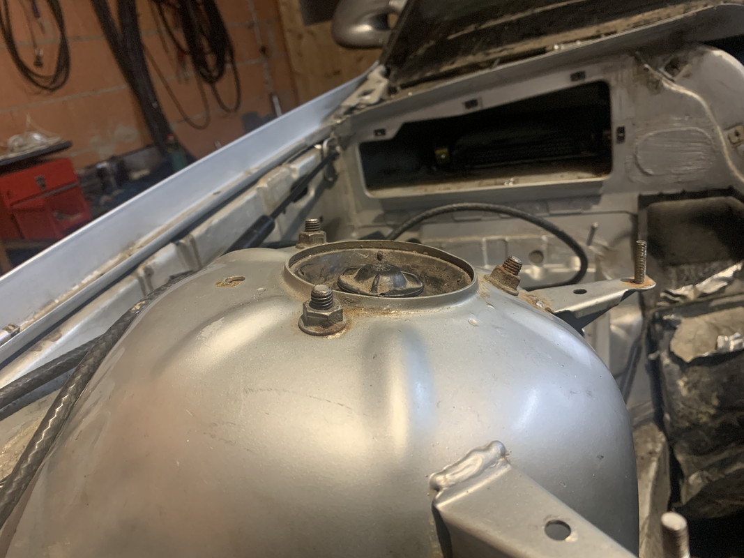 DCBF5235-38E7-4FCC-984F-48DBF4985F4A