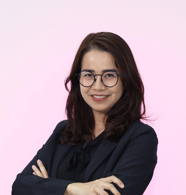 ผศ.ดร.ชนัษฎา จุลลัษเฐียร ผู้ช่วยคณบดีฝ่ายบ